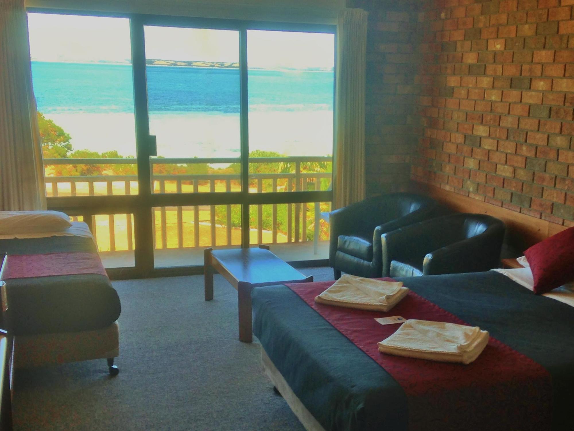 Kangaroo Island Seaside Inn Kingscote Bagian luar foto