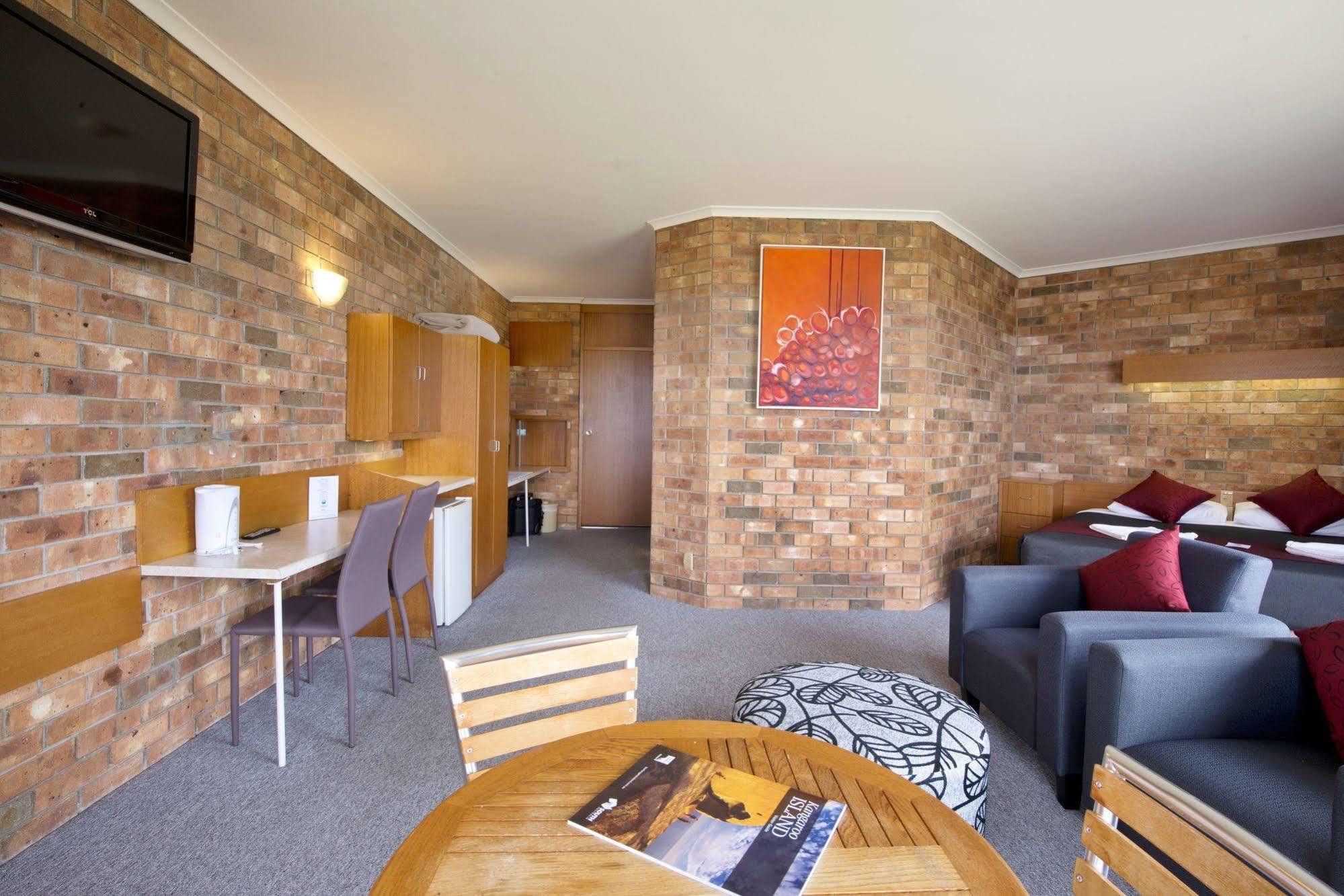 Kangaroo Island Seaside Inn Kingscote Bagian luar foto